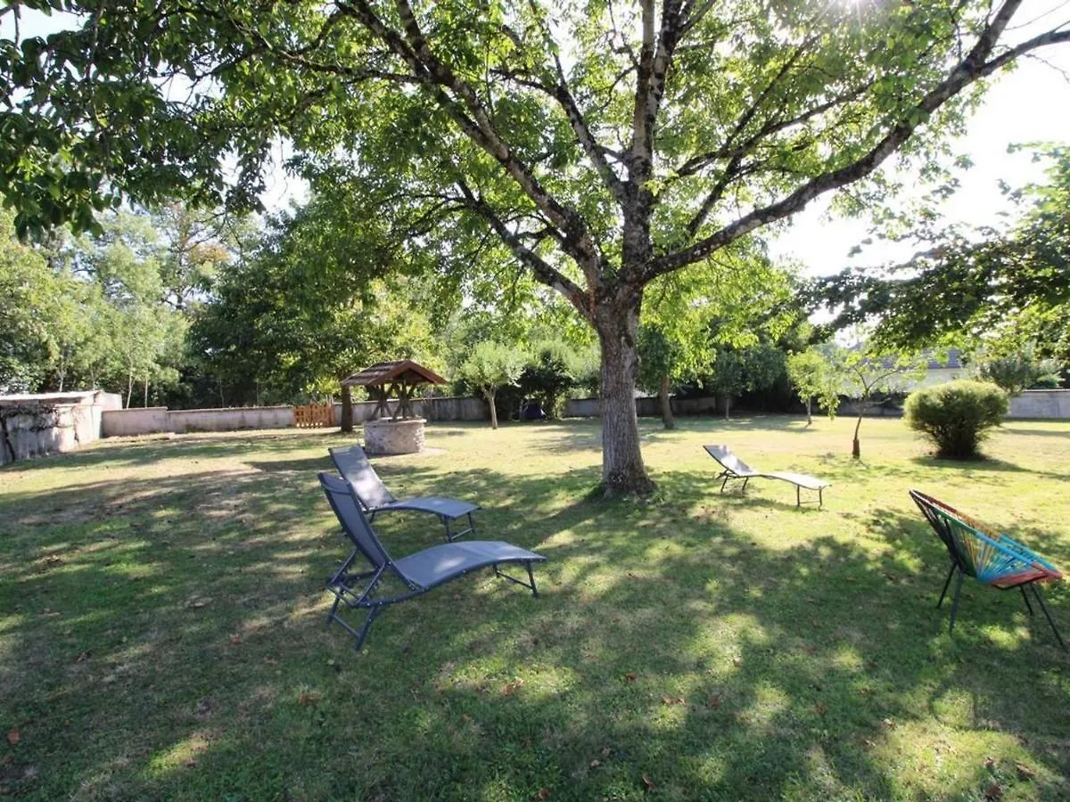Maison Renovee Avec Grand Jardin, Activites Nautiques Et Randonnees A Proximite - Fr-1-742-526 Champagnac  0*, Champagnac (Auvergne) France