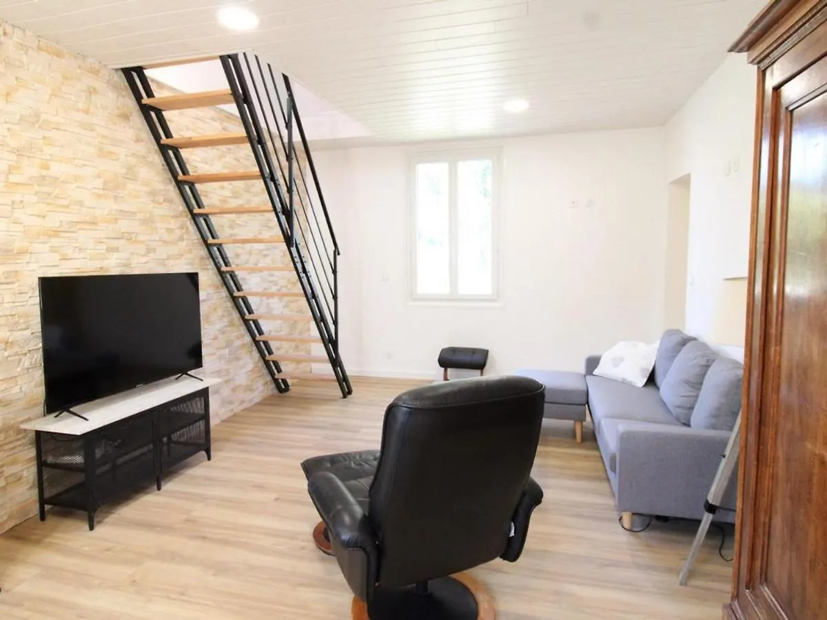 Maison Renovee Avec Grand Jardin, Activites Nautiques Et Randonnees A Proximite - Fr-1-742-526 Champagnac